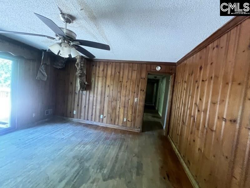 321 Nottingham Road  Photo 9