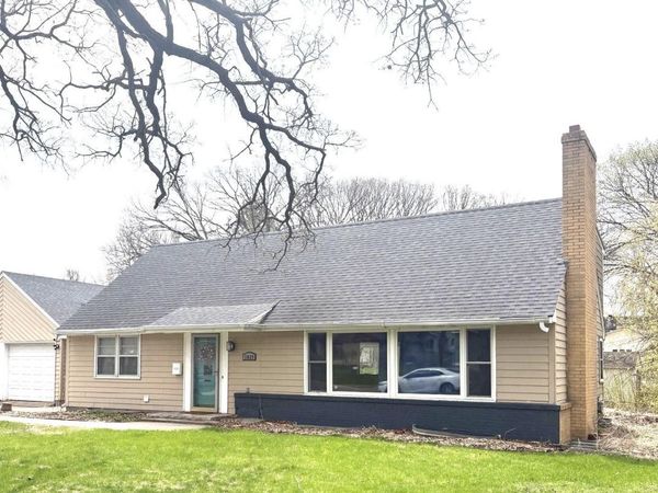 1039 W Summit Avenue , Fergus Falls, MN 56537