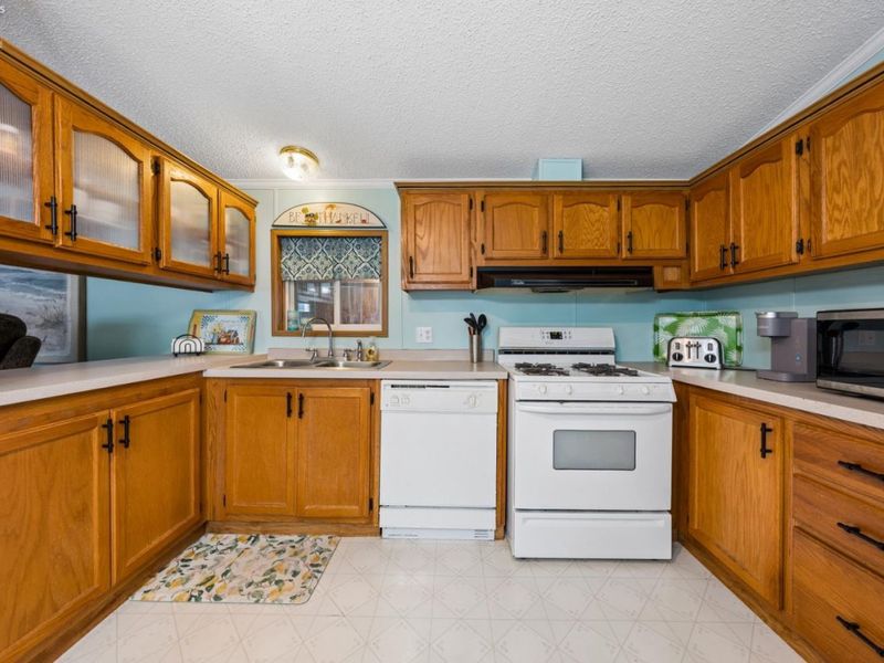 51 Rathbun, Marblehead, OH 43440 Photo 33