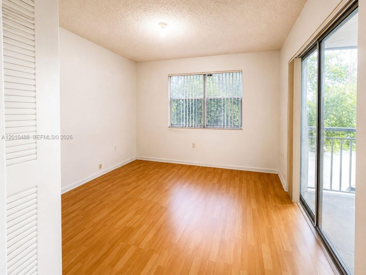 8640 SW 212th St, Unit 303, Cutler Bay, FL 33189 Photo