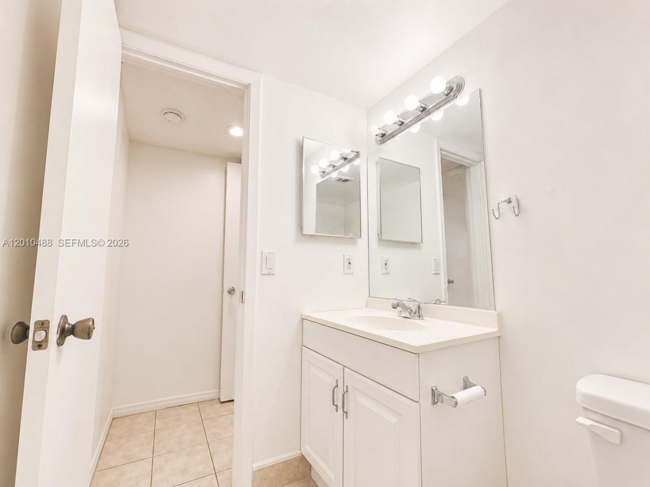 8640 SW 212th St, Unit 303, Cutler Bay, FL 33189 Photo