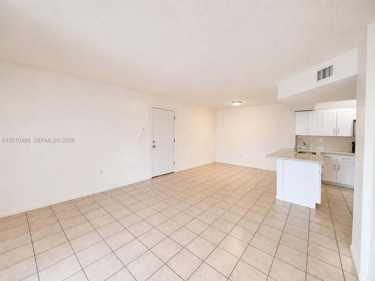 8640 SW 212th St, Unit 303, Cutler Bay, FL 33189 Photo