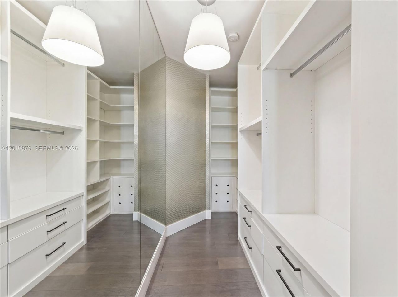 16051 Collins Ave, Unit 403, Sunny Isles Beach, FL 33160 Photo