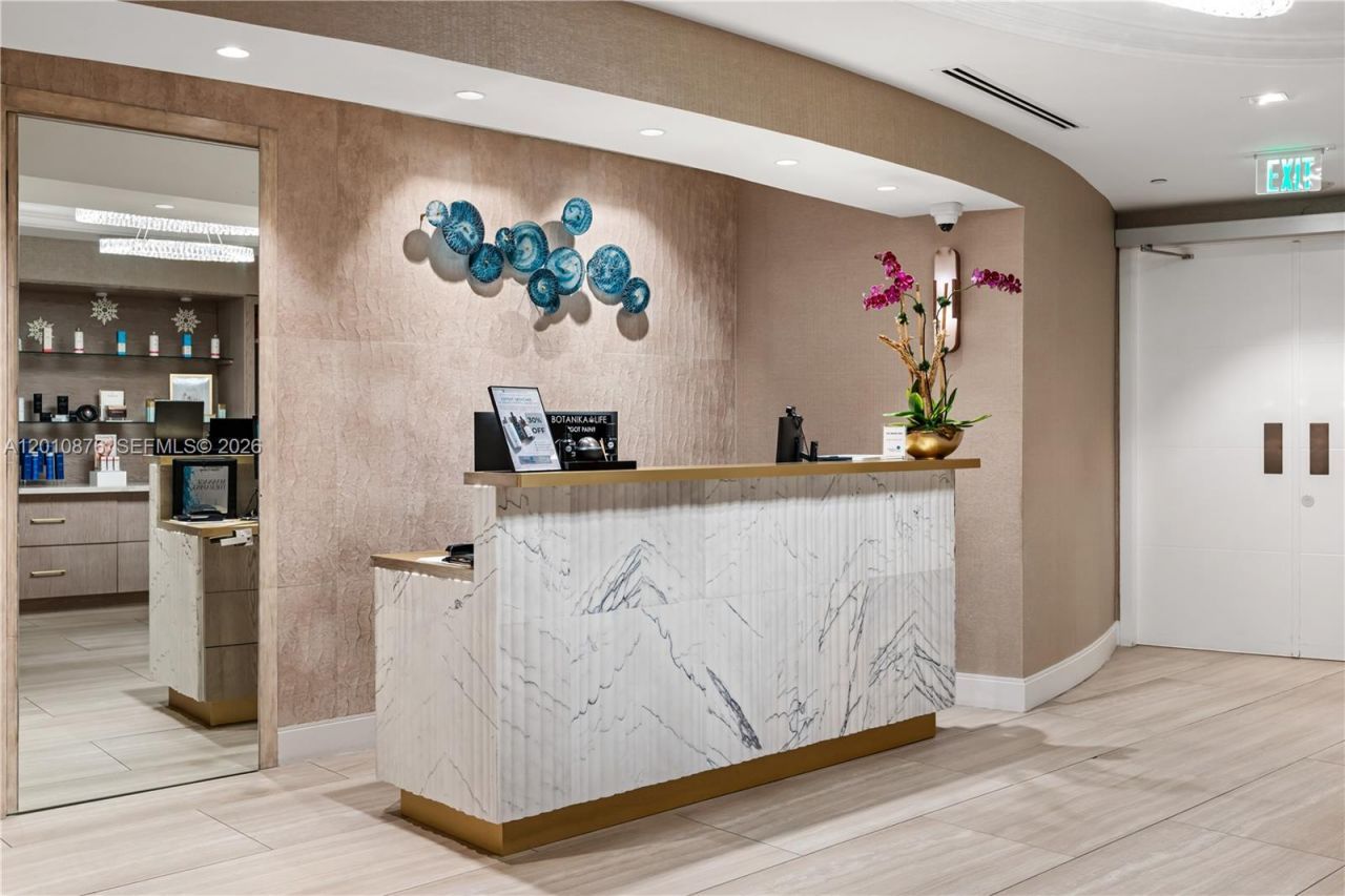 16051 Collins Ave, Unit 403, Sunny Isles Beach, FL 33160 Photo