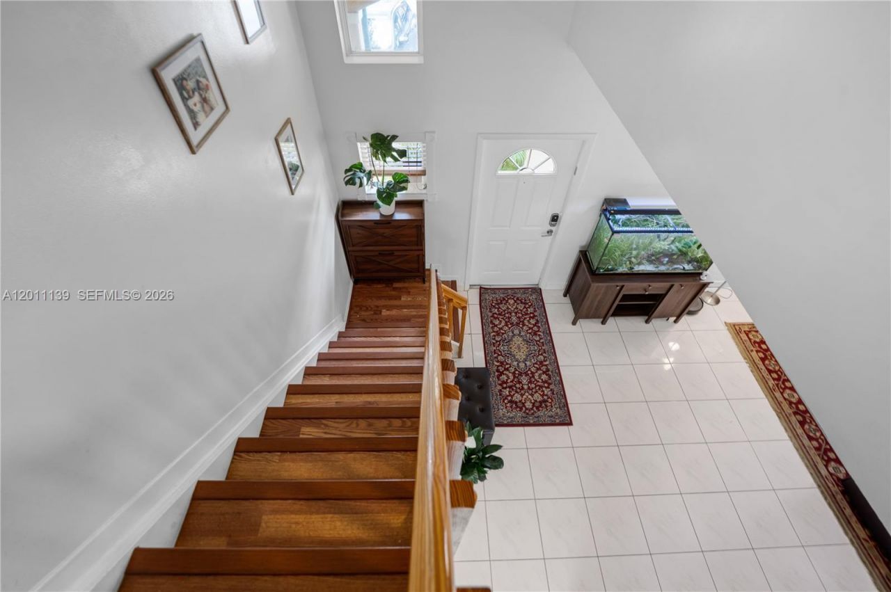 595 Racquet Club Rd , Unit 74-19, Weston, FL 33326 Photo