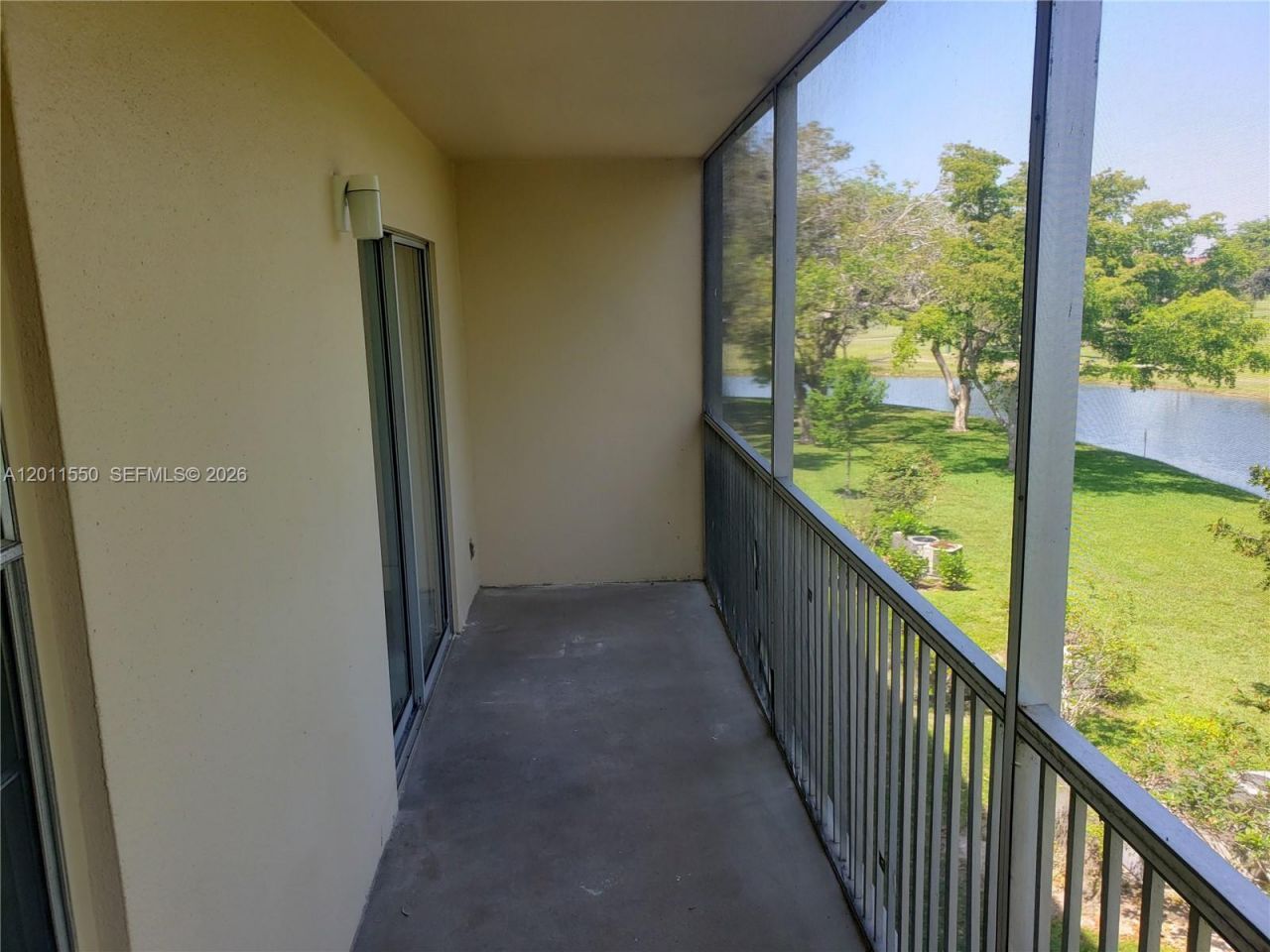 13255 SW 7th Ct, Unit 305D, Pembroke Pines, FL 33027 Photo