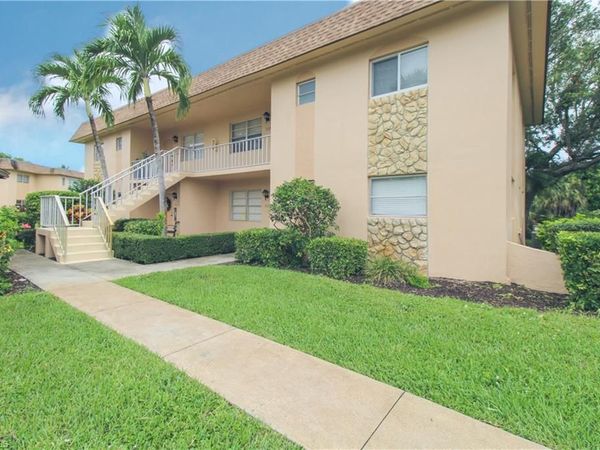 729 Palm View DR , Unit D4, NAPLES, FL 34110