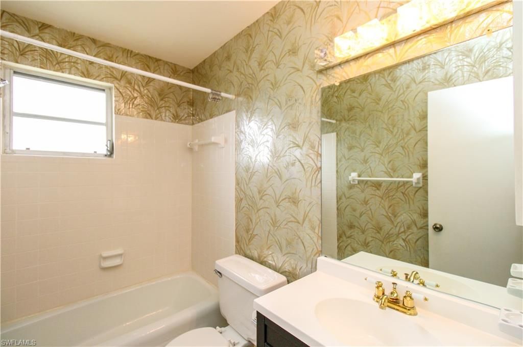729 Palm View Dr, Unit D4, Naples, FL 34110 Photo