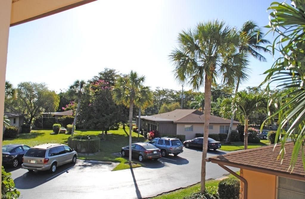 729 Palm View Dr, Unit D4, Naples, FL 34110 Photo