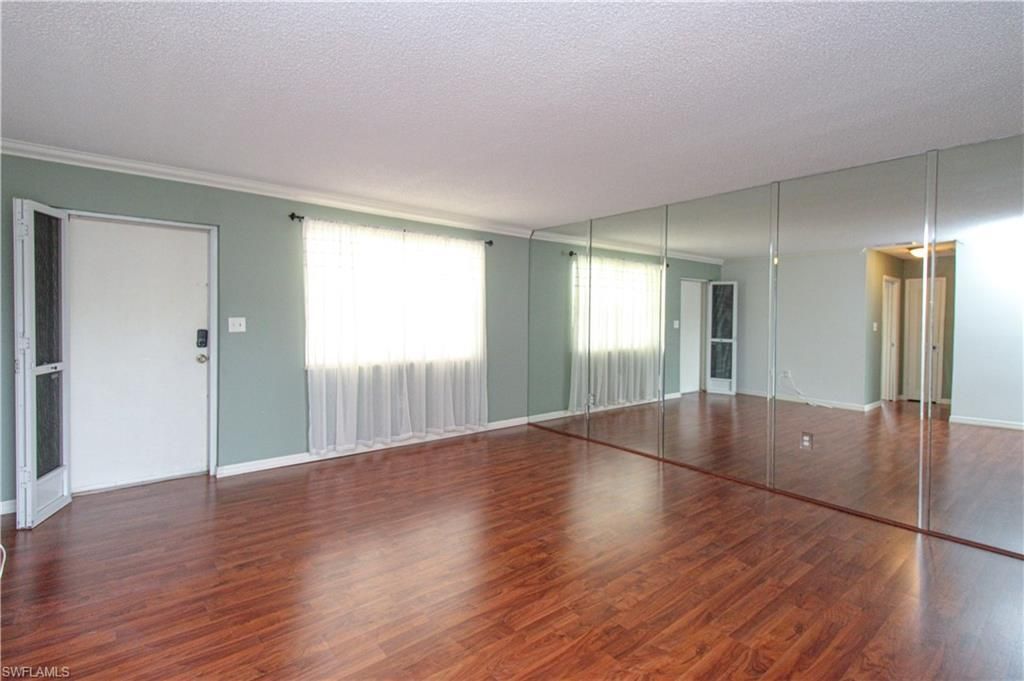 729 Palm View Dr, Unit D4, Naples, FL 34110 Photo