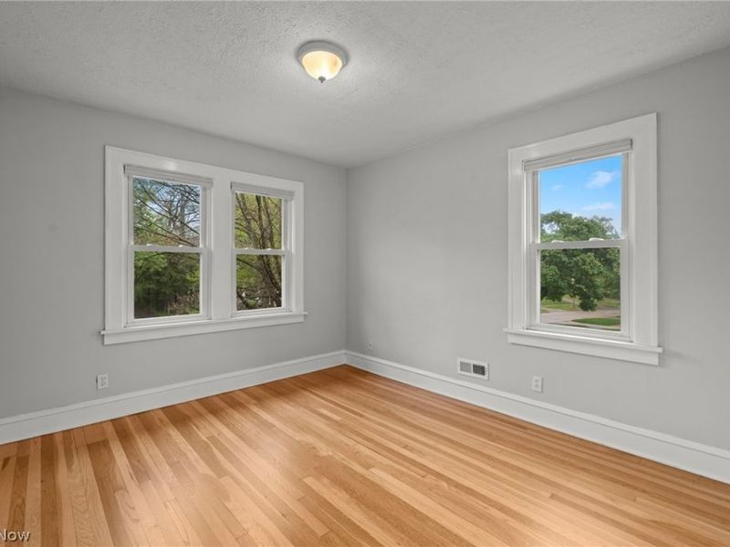 3273 Meadowbrook Boulevard, Cleveland Heights, OH 44118 Photo 18