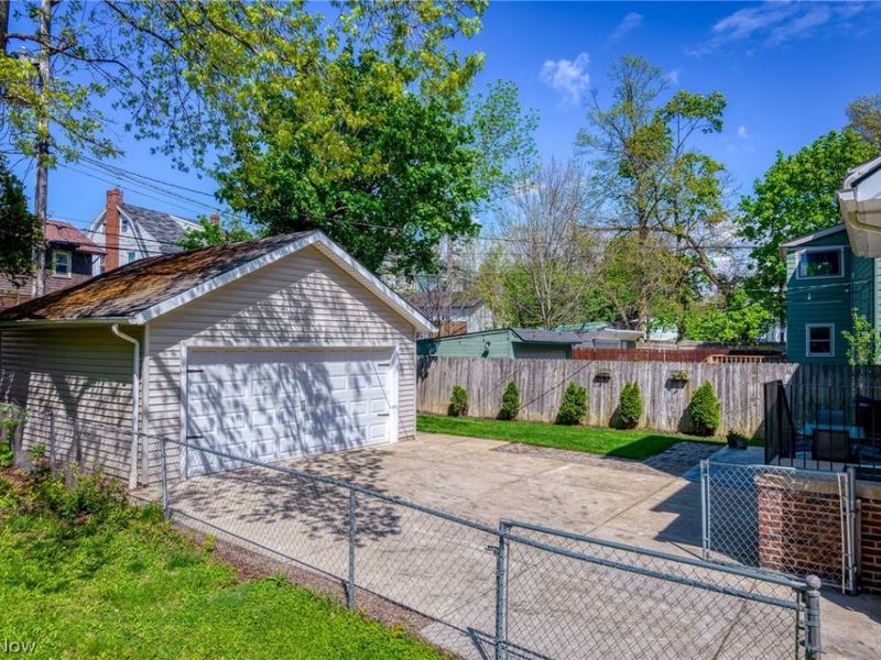 3273 Meadowbrook Boulevard, Cleveland Heights, OH 44118 Photo 35
