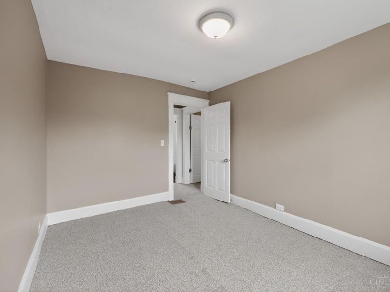 4938 Plainville Road, Cincinnati, OH 45227 Photo 11