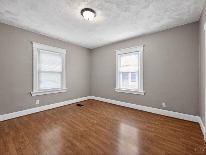 4938 Plainville Road, Cincinnati, OH 45227 Photo 12