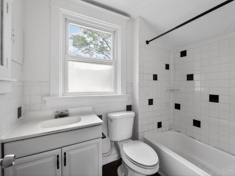 4938 Plainville Road, Cincinnati, OH 45227 Photo 26