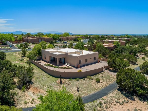 79 E Chili Line Road, Santa Fe, NM 87508