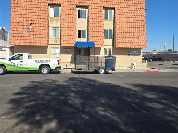 305 N 10th Street, Unit 14, Las Vegas, NV 89101