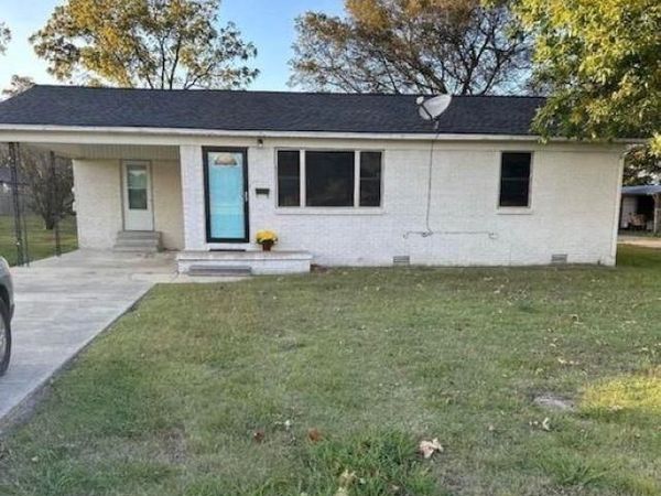 308 SW 6th Street , Walnut Ridge, AR 72476