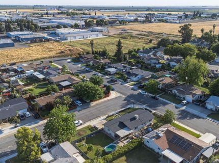 1843 W 8th St, Merced, CA 95341 Photo