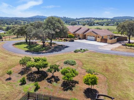 18687 Rosemary Ln, Grass Valley, CA 95949 Photo