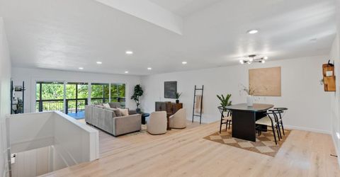 1425 Pleasant St, Redding, CA 96001 Photo