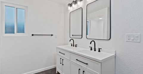 1425 Pleasant St, Redding, CA 96001 Photo
