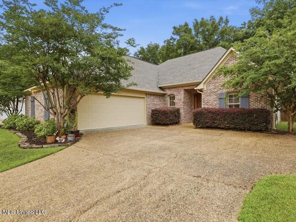 320 Westwood Place, Brandon, MS 39042