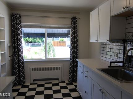 1070 Kirman Avenue, Reno, NV 89502 Photo