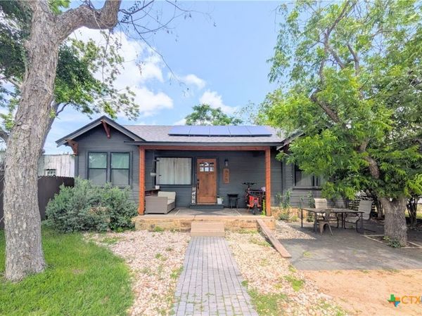 635 E Camp Street, New Braunfels, TX 78130