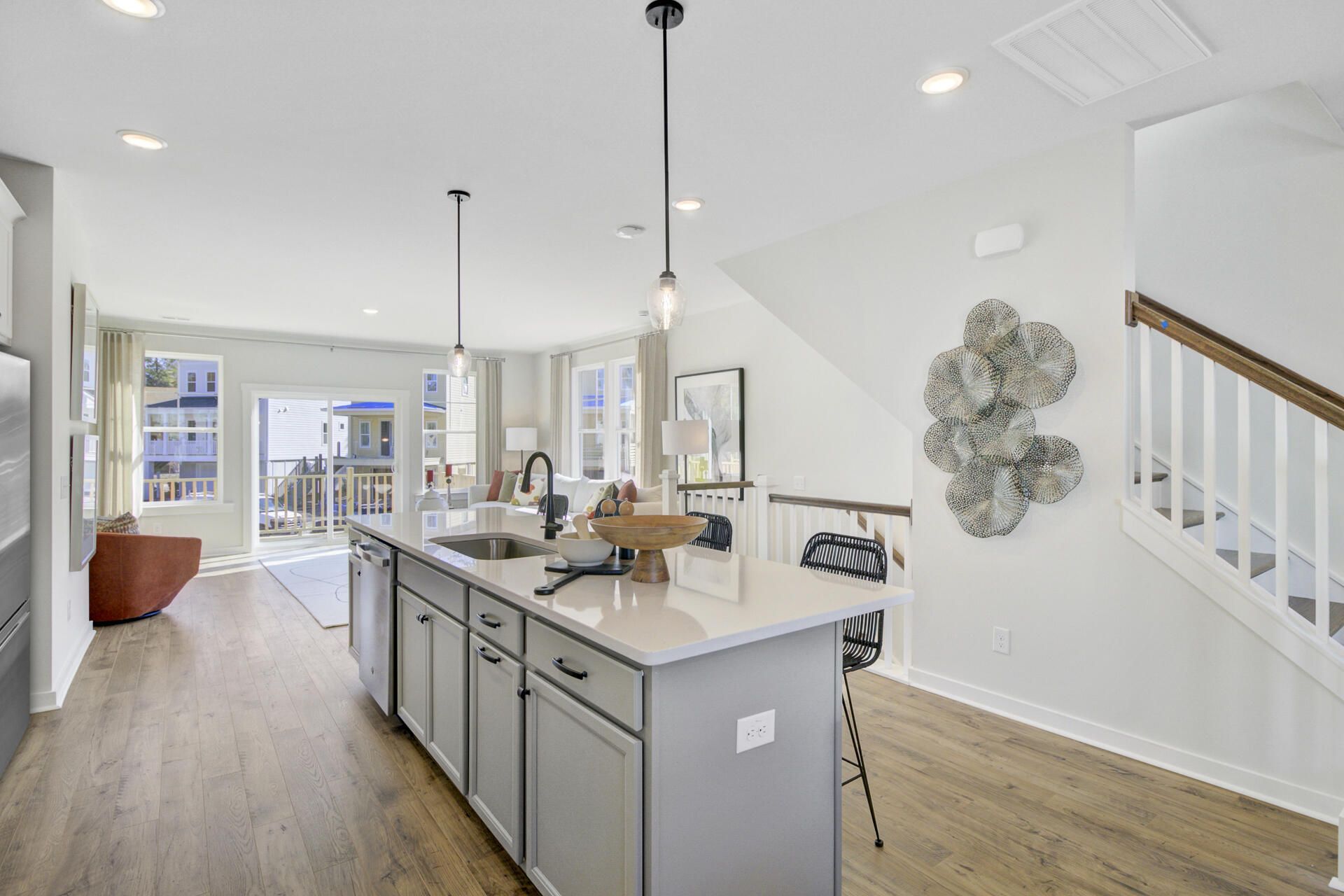 425 Caledon Court Photo 11