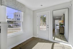 425 Caledon Court photo 4