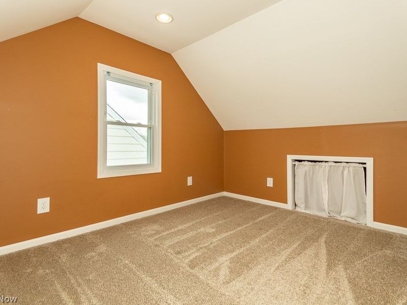 1557 Woodhurst Avenue, Mayfield Heights, OH 44124 Photo 23