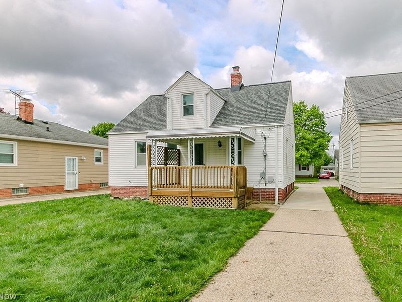 1557 Woodhurst Avenue, Mayfield Heights, OH 44124 Photo 33