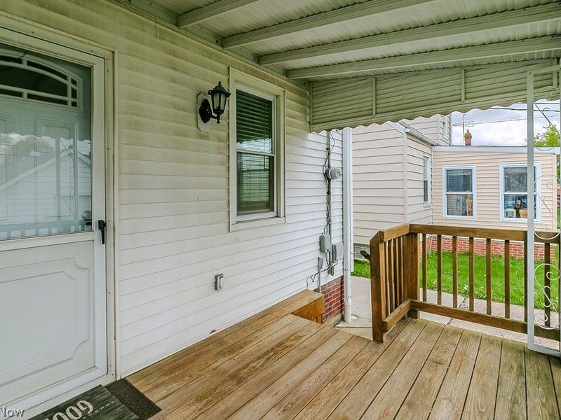 1557 Woodhurst Avenue, Mayfield Heights, OH 44124 Photo 34