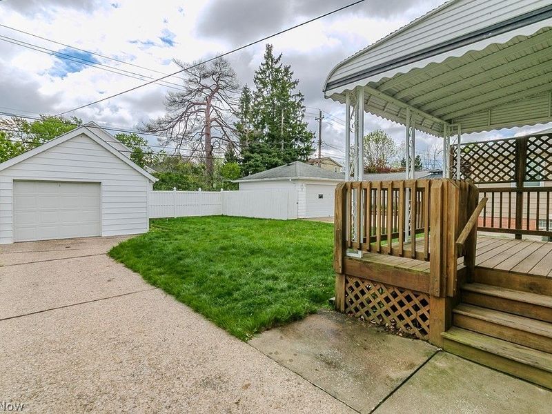 1557 Woodhurst Avenue, Mayfield Heights, OH 44124 Photo 36