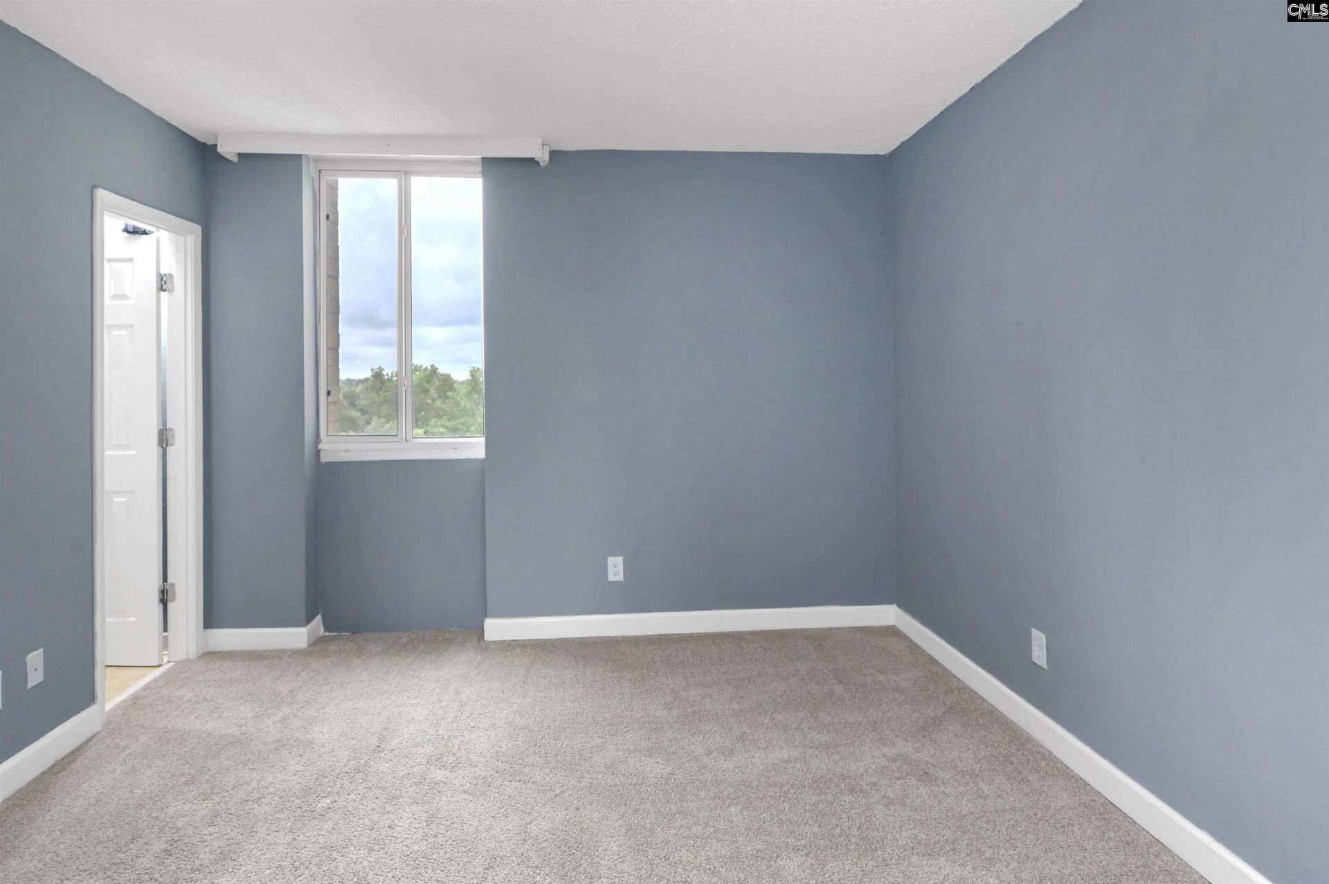 619 King Street Photo 23