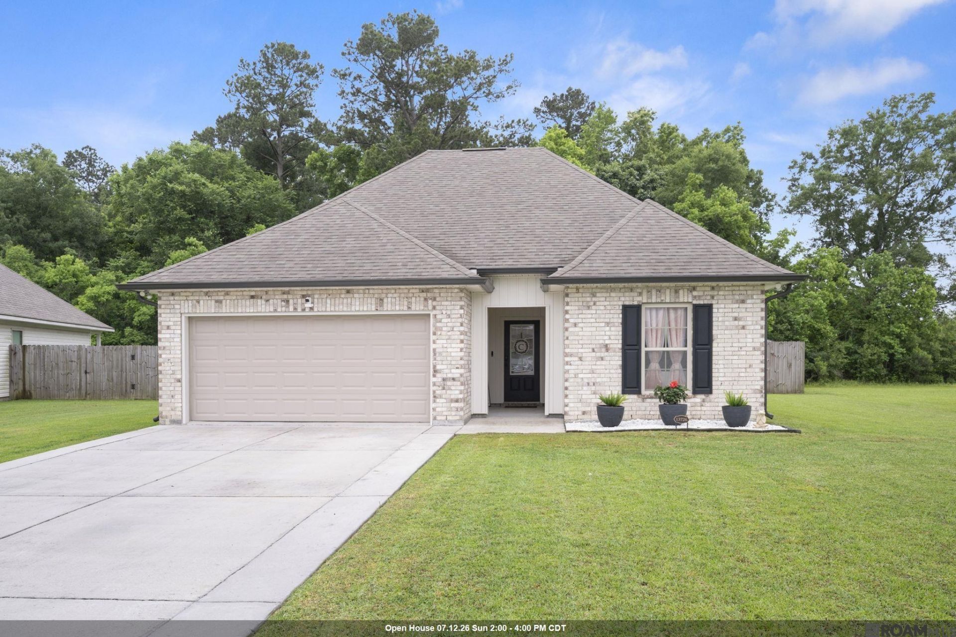 13726 Acacia Ct, Denham Springs, LA 70726 Main Photo
