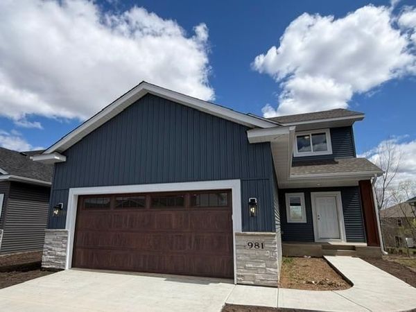 981 45th Avenue NE, Saint Cloud, MN 56304