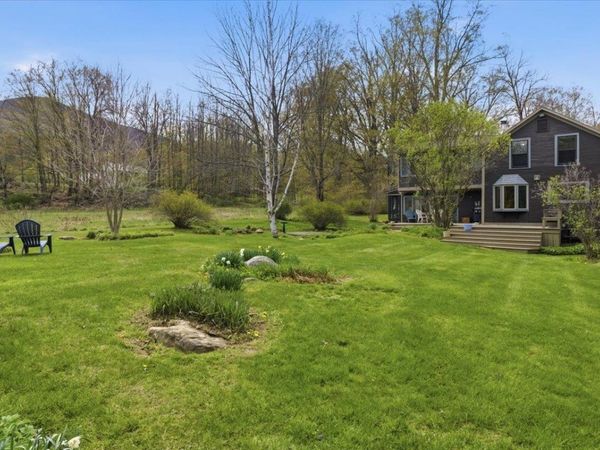 81 Easy Street, Danby, VT 05739