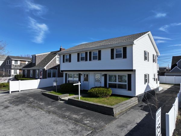 8 Nashua Street, Seabrook, NH 03874
