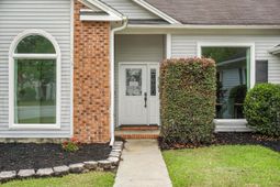 601 Salterton Street photo 4