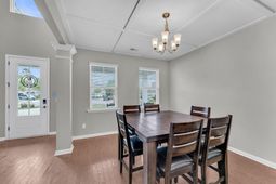 2701 Sunrose Lane photo 4