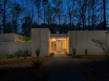 740 Cedar Brook Way, Chapel Hill, NC 27516