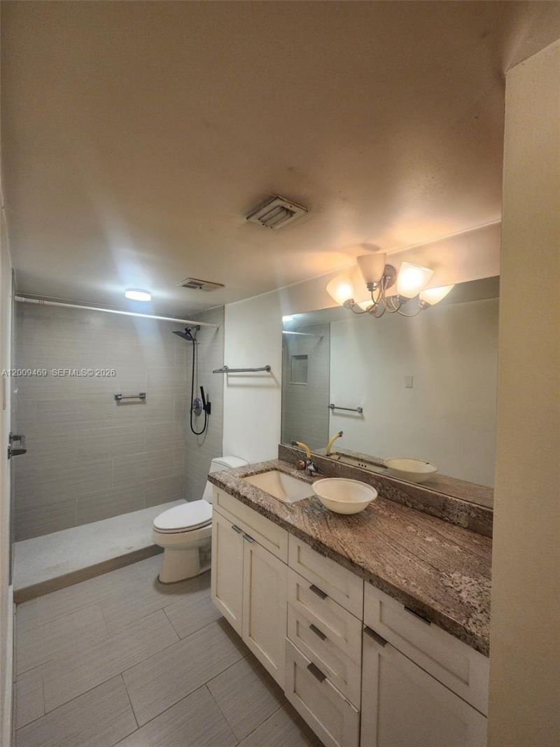 11810 SW 80th St , Unit 216, Miami, FL 33183 Photo
