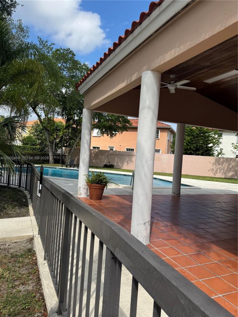 11810 SW 80th St , Unit 216, Miami, FL 33183 Photo