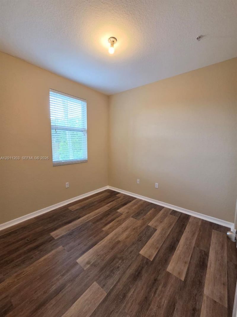 2851 W Prospect Rd, Unit 404, Tamarac, FL 33309 Photo