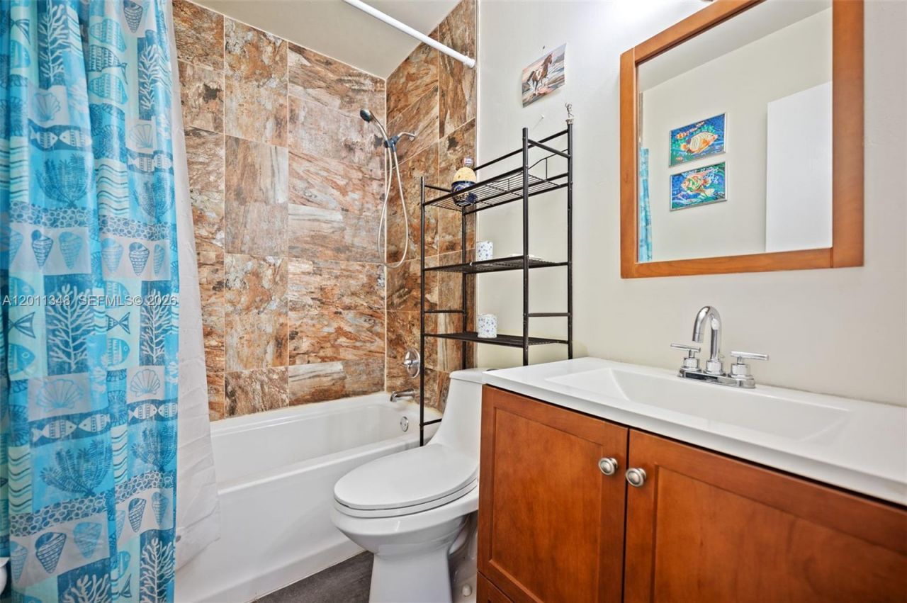 2411 SW 85th Ter, Miramar, FL 33025 Photo