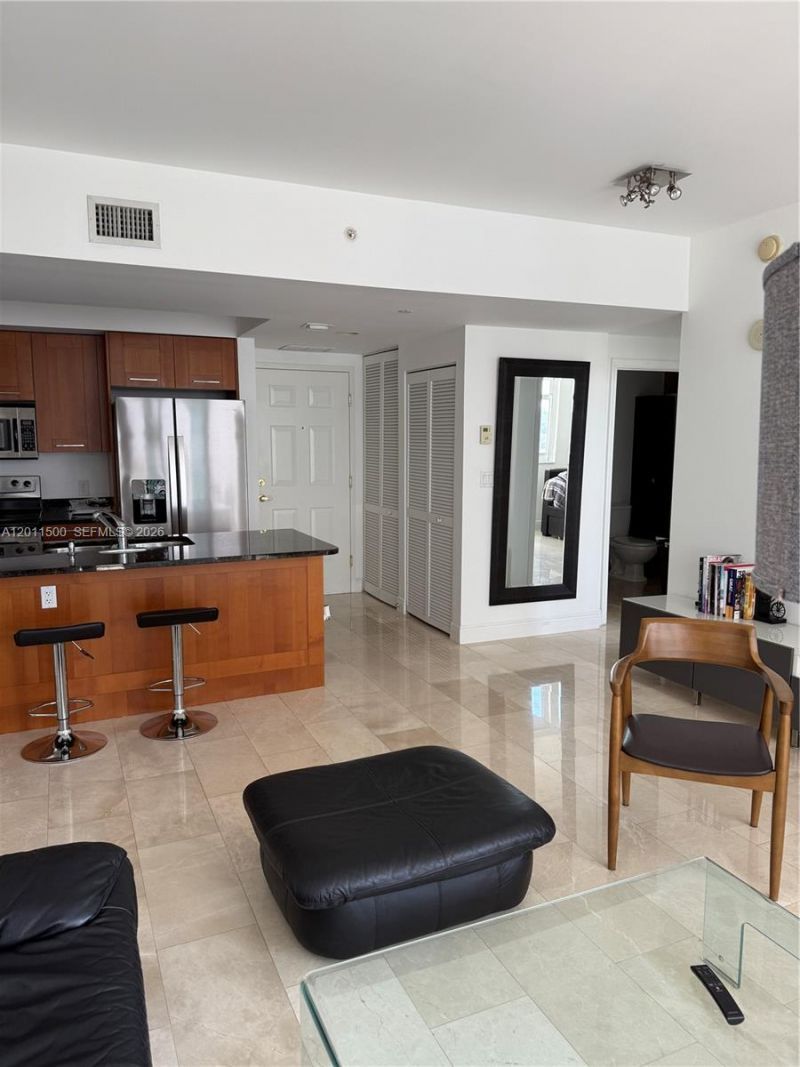 4100 Salzedo St, Unit 811, Coral Gables, FL 33146 Photo