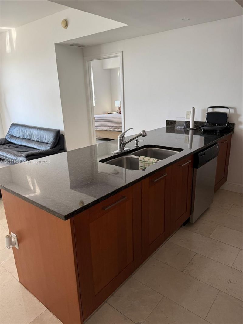 4100 Salzedo St, Unit 811, Coral Gables, FL 33146 Photo