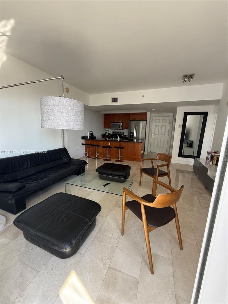 4100 Salzedo St, Unit 811, Coral Gables, FL 33146 Photo
